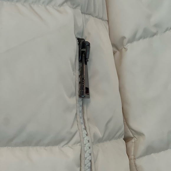 Moncler white short down coat - Picture 2 of 11